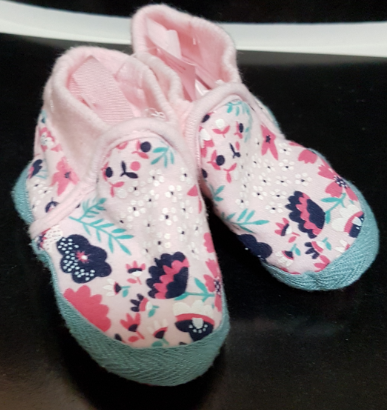 baby's socks / shoes - 7 - RightToLearn.com.sg