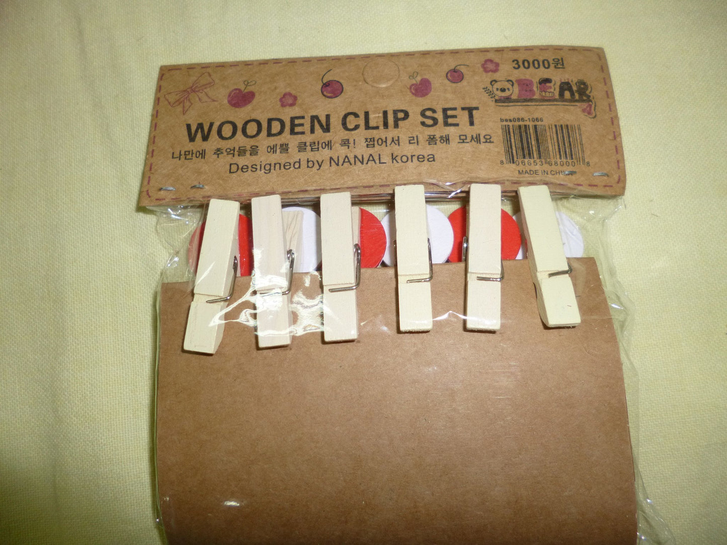 Pegs - Traffic Signs - RightToLearn.com.sg
- 2
