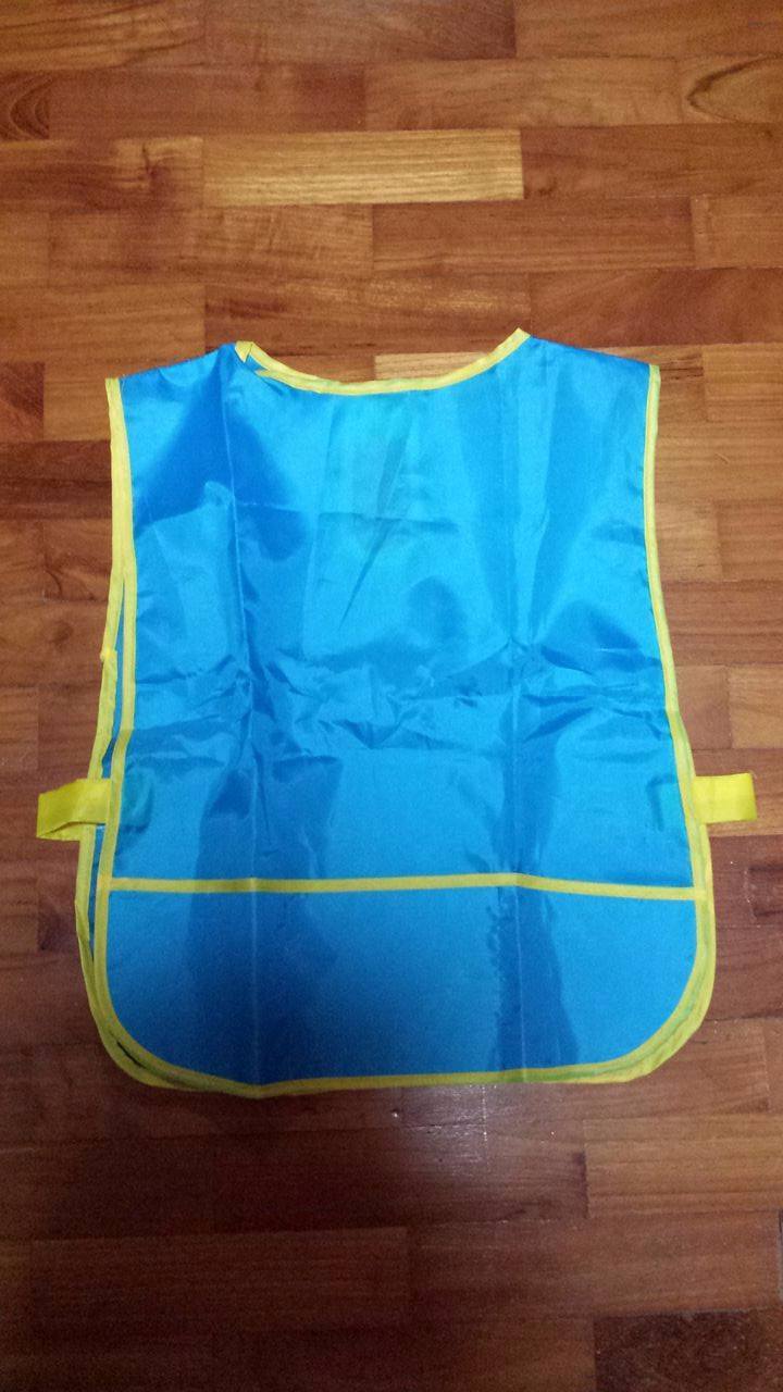Plastic Apron for Art & Craft - Pull on Toddler Size - BLUE - RightToLearn.com.sg
- 2