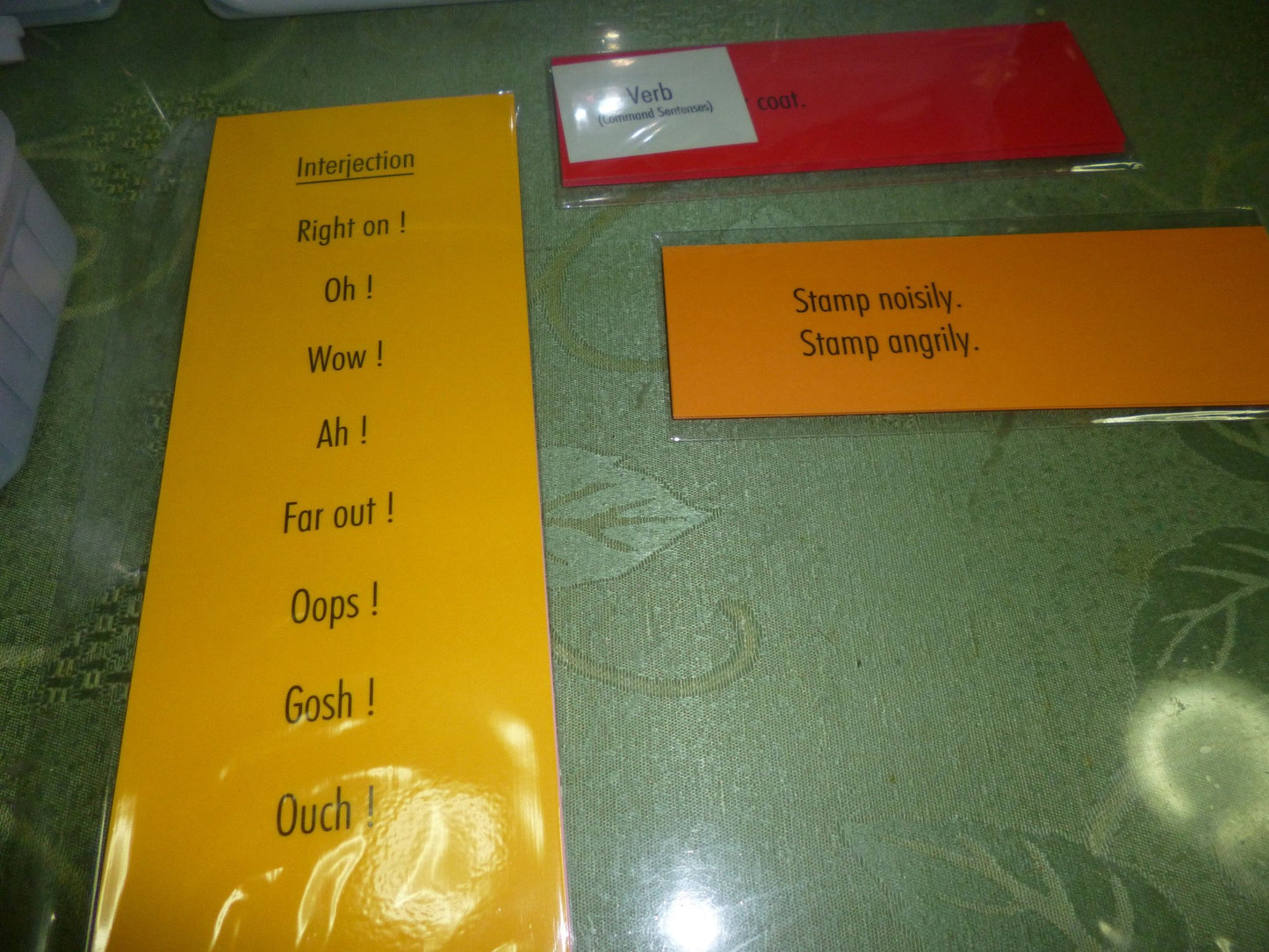 Montessori Advanced Grammar Kit 3 & 4 -(Non Phonetic Farm ) - RightToLearn.com.sg
- 5