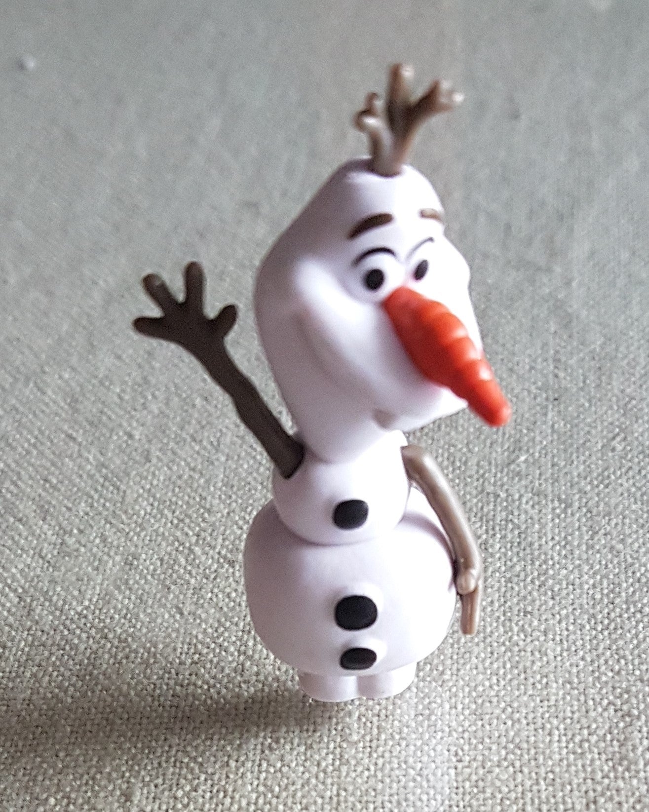 Frozen Elsa/ Olaf Mini Figure - Cake toppers