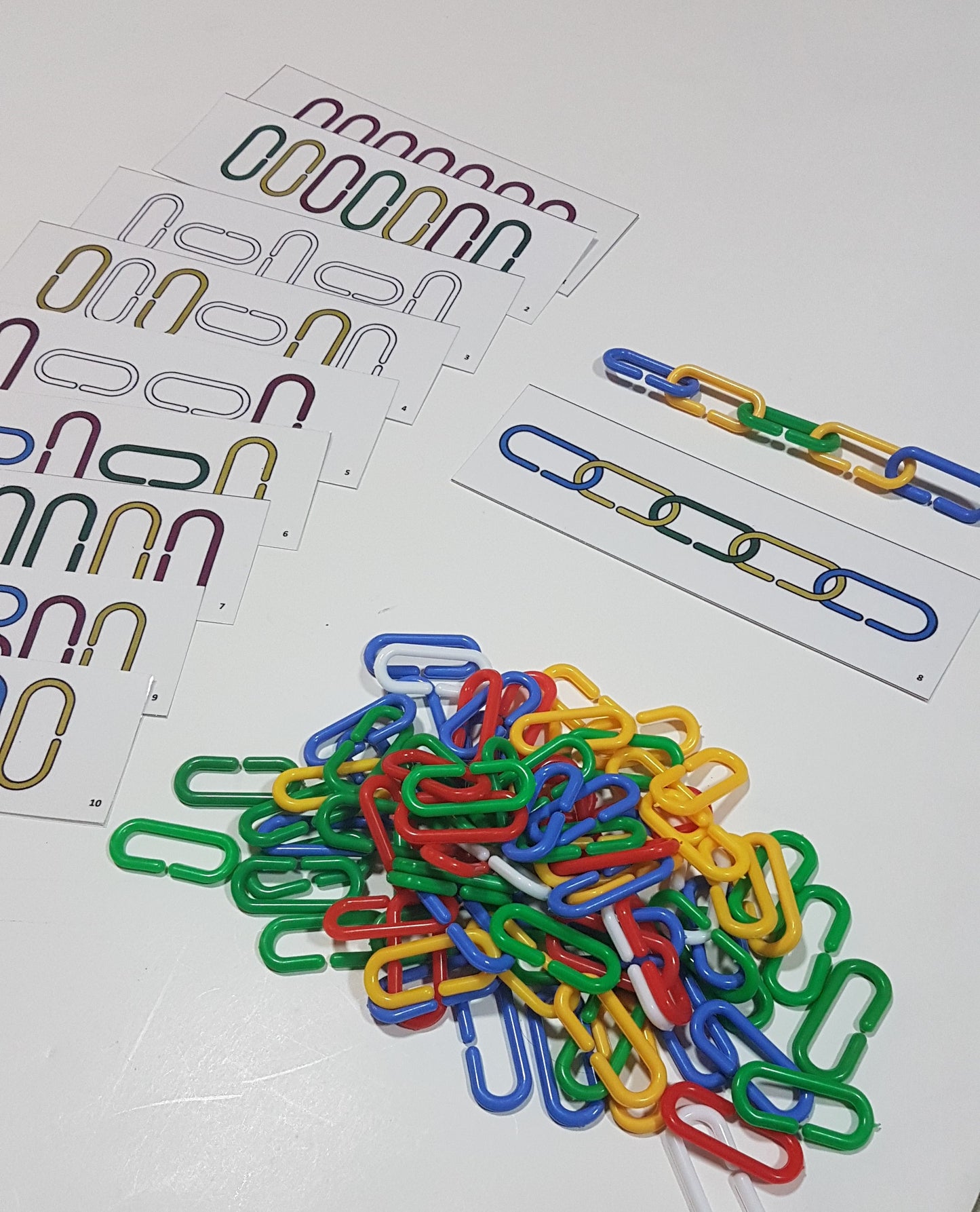 Manipulative - Link Chain / Clips Patterns Cards