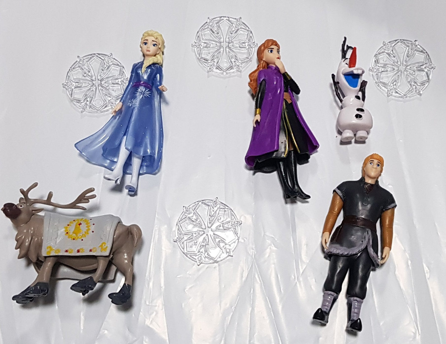 FROZEN 2 Characters / Cake Toppers - 5  Figurines / Figures with Transparent Snowflakes Stands