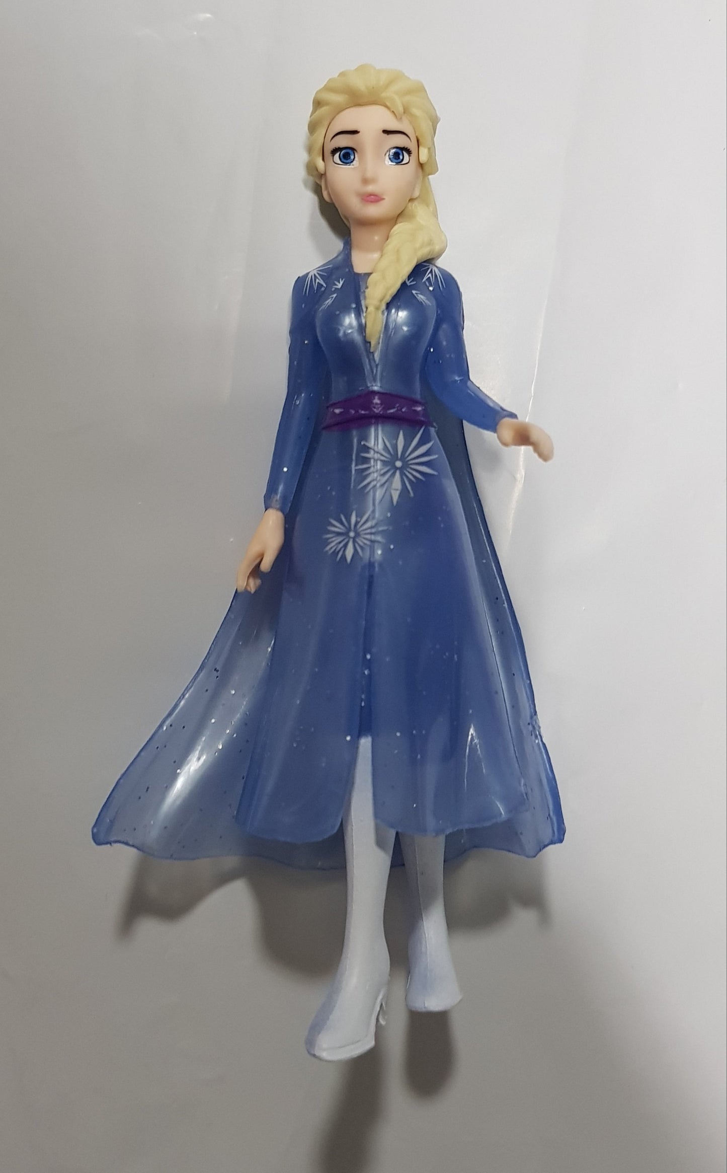 FROZEN 2 Characters / Cake Toppers - 5  Figurines / Figures with Transparent Snowflakes Stands