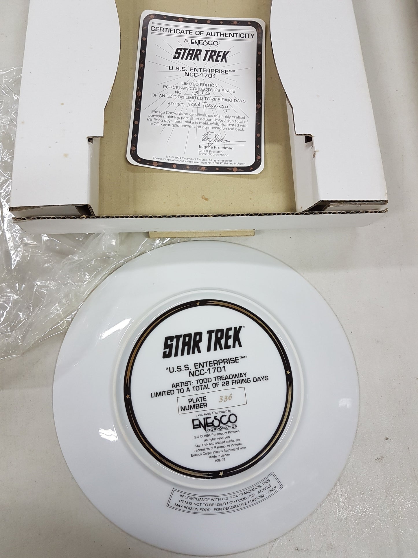 Star Trek The Next Generation Limited Edition Porcelain Collector's Plate - U.S.S. Enterprise NCC-1701-D