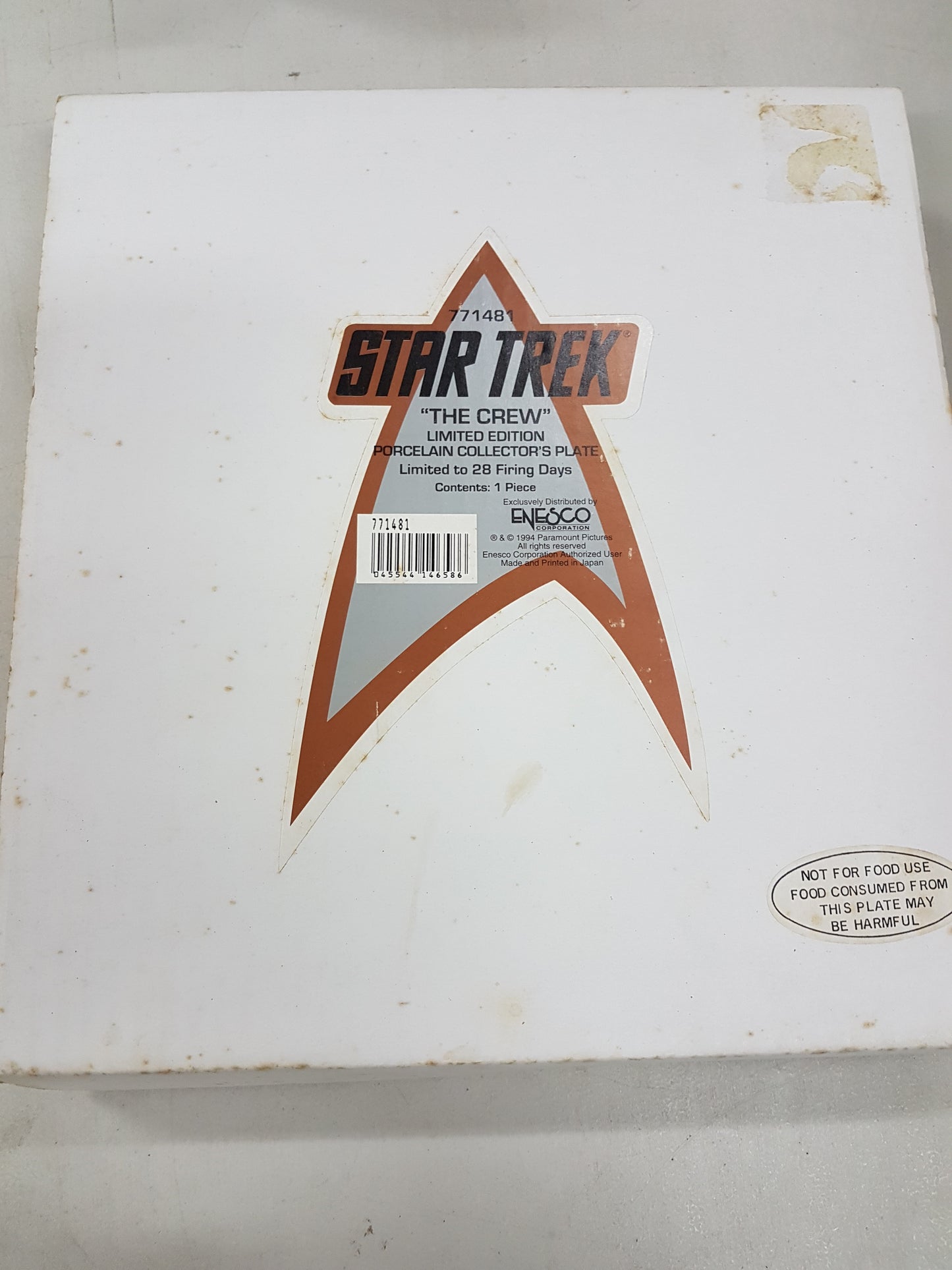 Star Trek The Next Generation Limited Edition Porcelain Collector's Plate - THE CREW