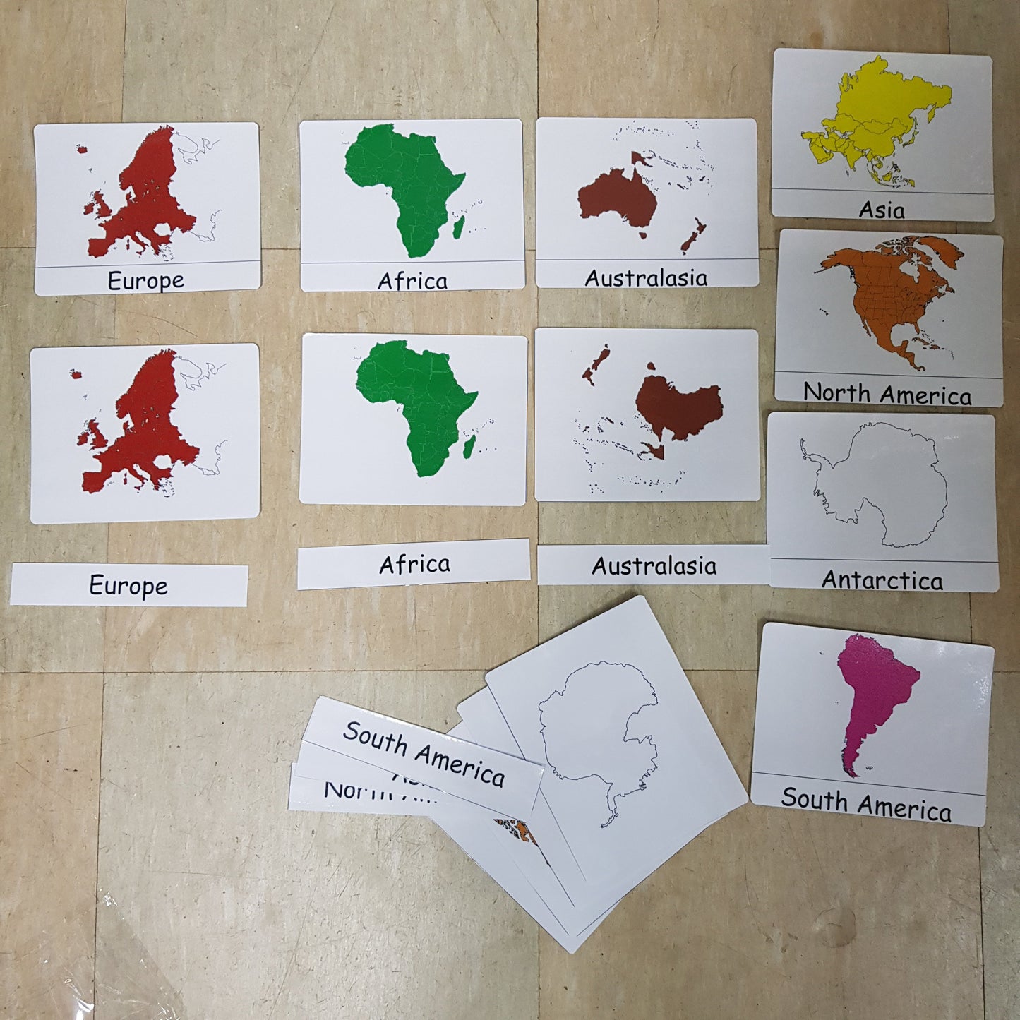 Montessori Nomenclature-  3 Parts Cards - Continents