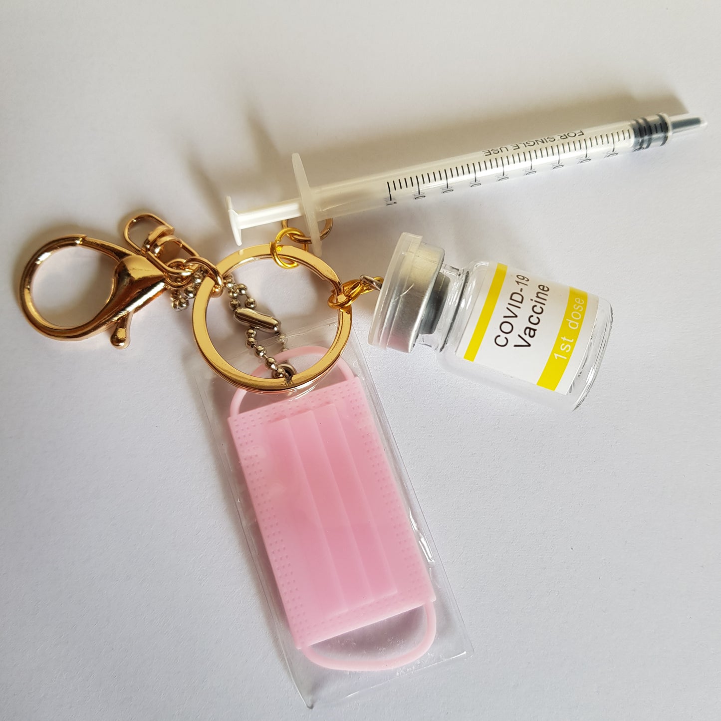 Covid 19 Keychain vaccine bottle / mask / injection syringe - cute stuff