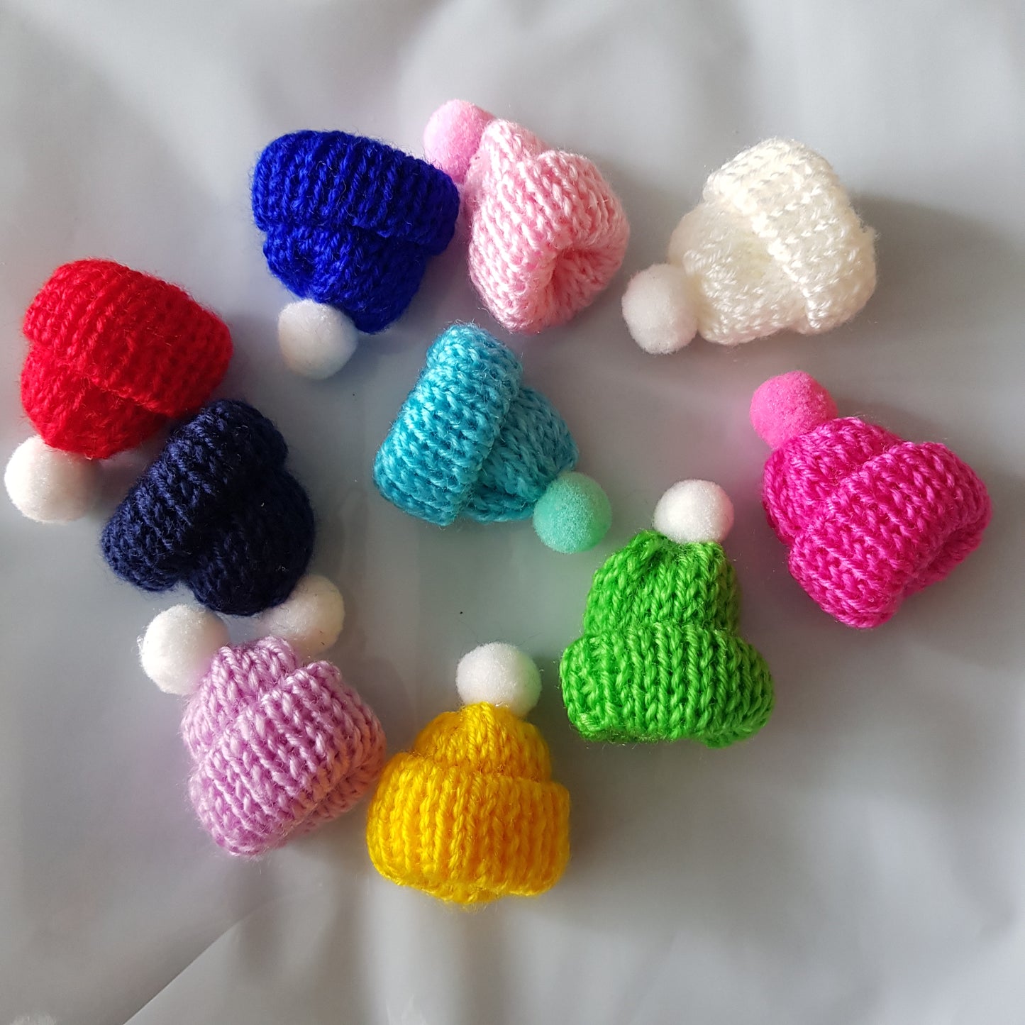 Finger Puppets - set of 10 pcs wool Knitted caps miniature models pretend play- decor