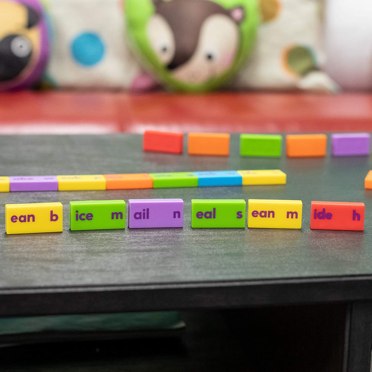 Learning Resources Educational Insights Phonics Dominoes - LONG  Vowels