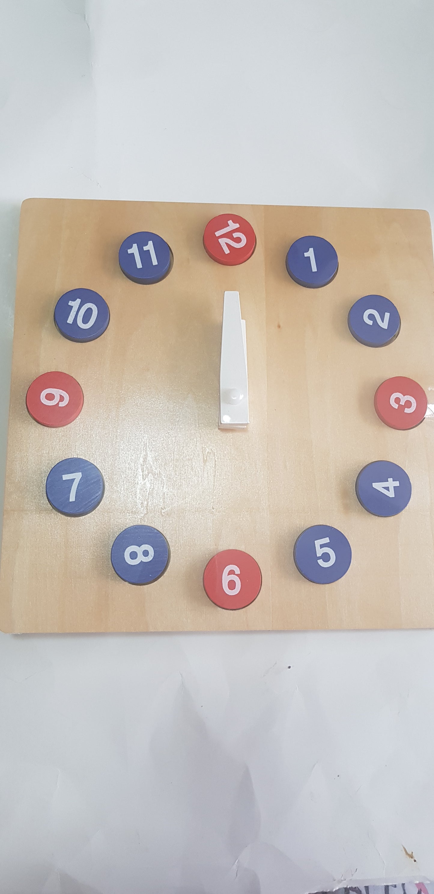 Montessori -clearance - Wooden Clock with removable numbers