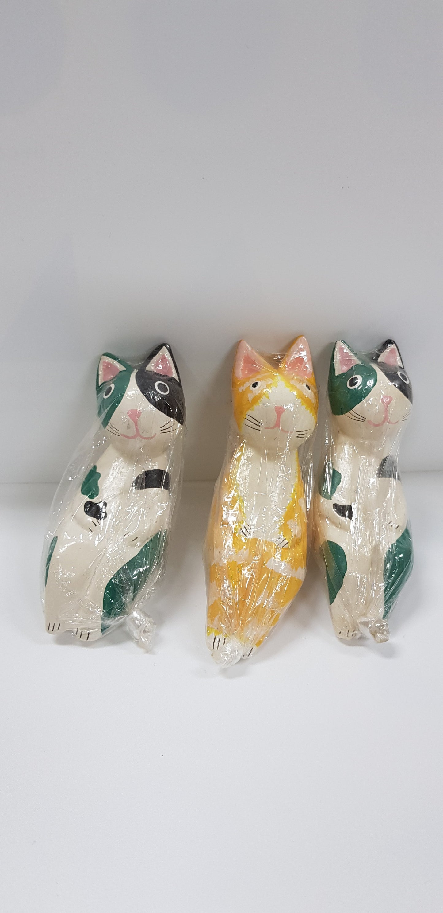 Wooden Decor - Sitting Cat 3pcs/ 4pcs