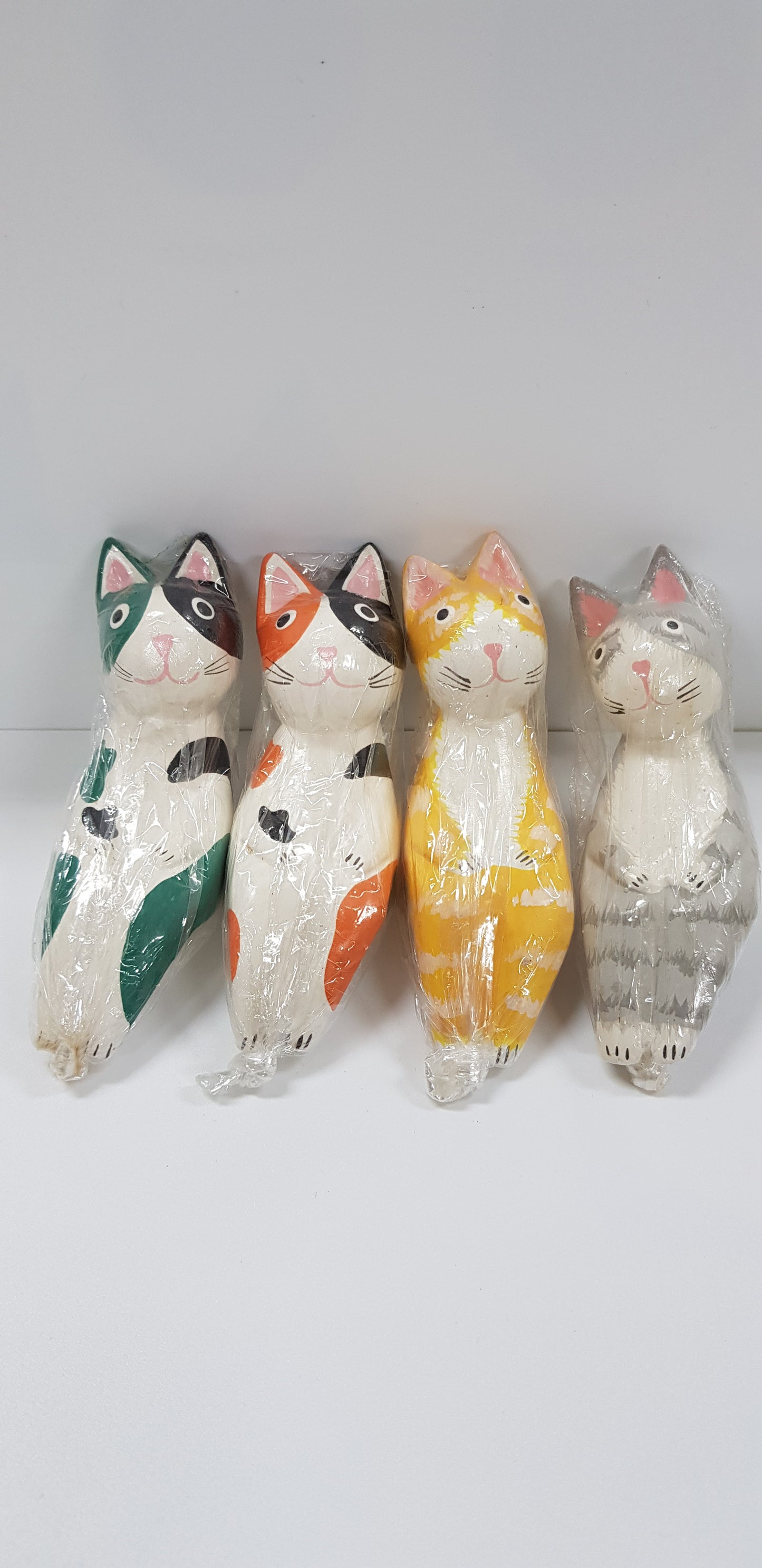 Wooden Decor - Sitting Cat 3pcs/ 4pcs