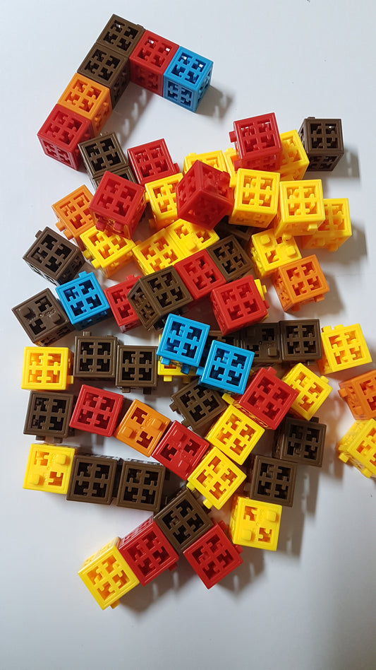 Manipulative - Cubes- Plastic - 100 pcs