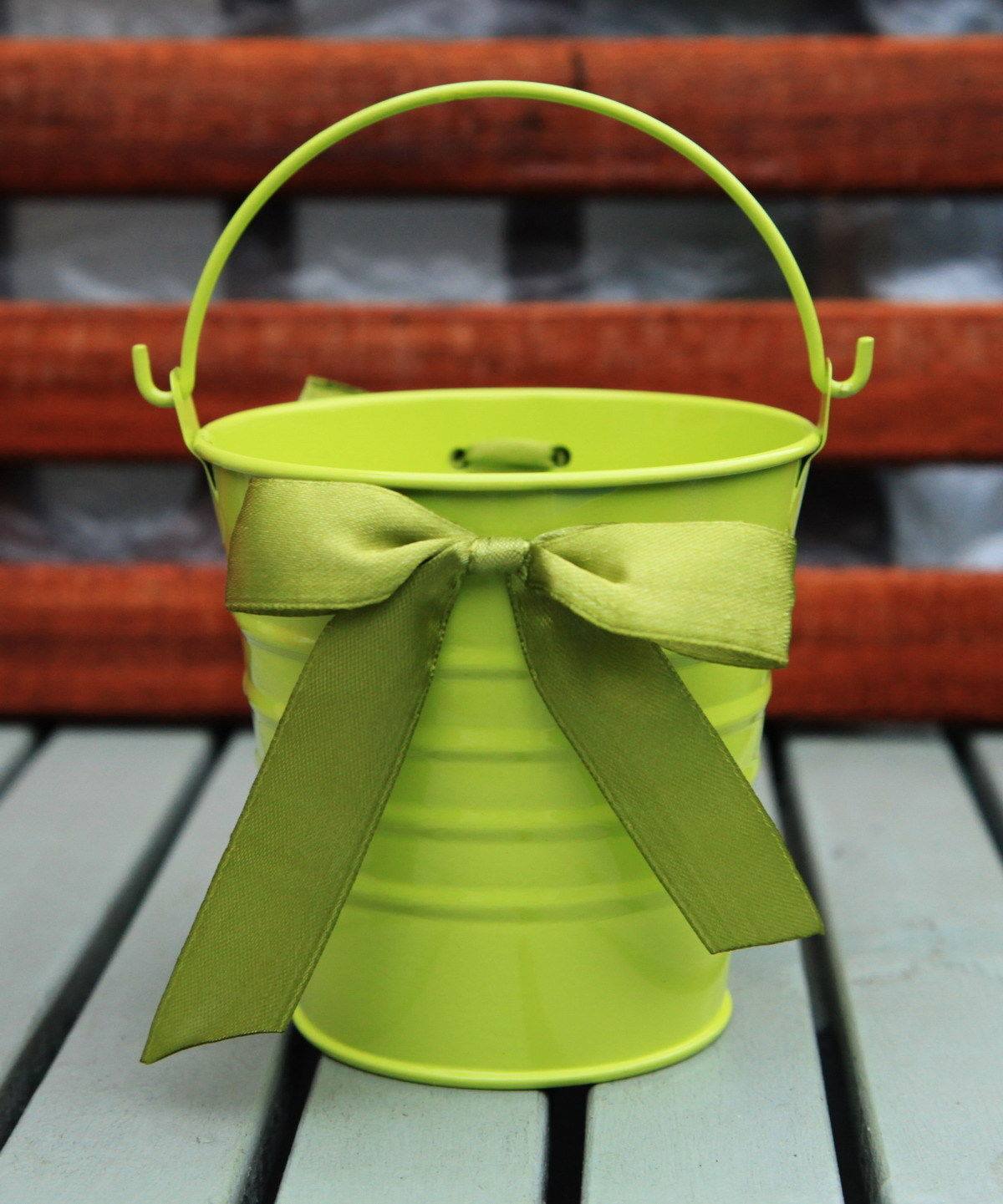 Metal Tin Bucket/ Pail With Ribbons - RightToLearn.com.sg
 - 4