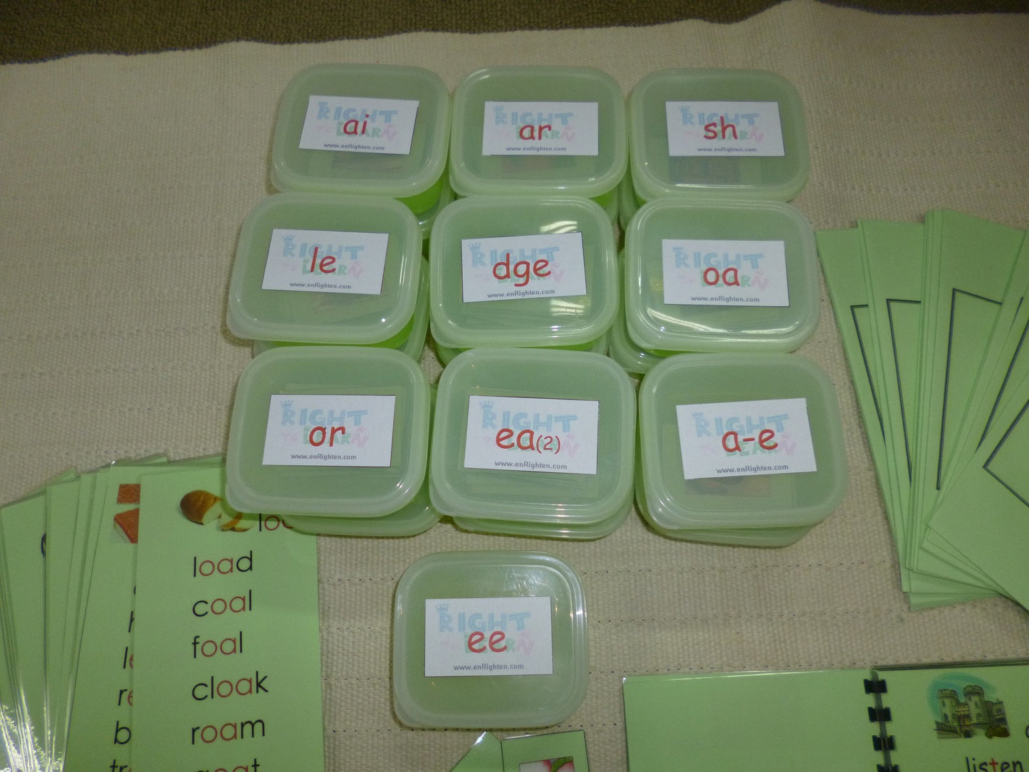 Montessori GREEN Scheme - Phonics - Complete set of Reading Kit-3 - RightToLearn.com.sg
 - 5