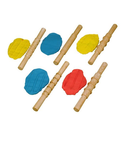 Different Designs of Rolling Pin - RightToLearn.com.sg
 - 1